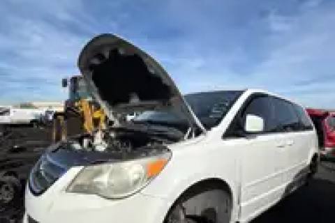 Photo of 2009 Volkswagen Routan