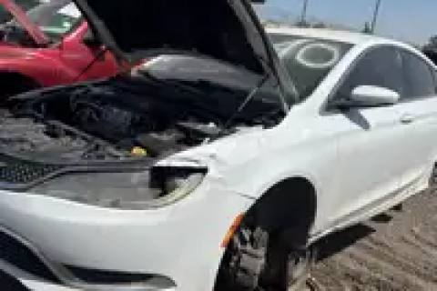 Photo of 2015 Chrysler 200