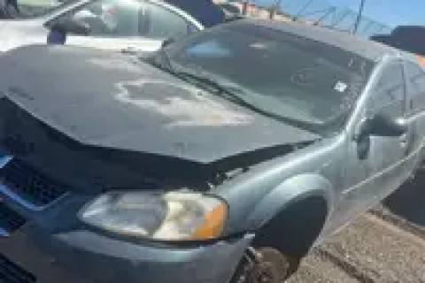 Photo of 2006 Dodge Stratus