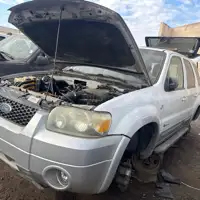 Photo of 2005 Ford Escape