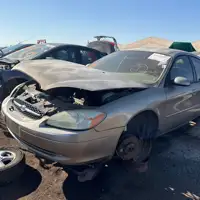 Photo of 2003 Ford Taurus