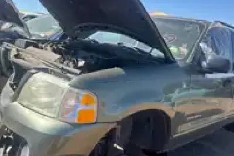 Photo of 2004 Ford Explorer