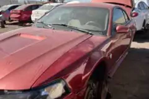 Photo of 2004 Ford Mustang