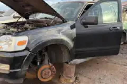 Photo of 2010 Ford Explorer