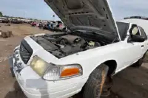 Photo of 2011 Ford Crown Victoria