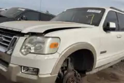 Photo of 2008 Ford Explorer