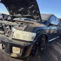 Photo of 2005 Infiniti Infiniti Qx56