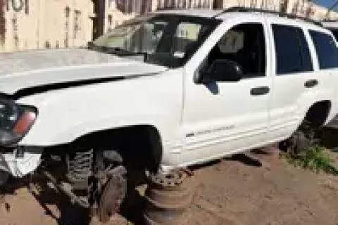 Photo of 2004 Jeep Grand Cherokee