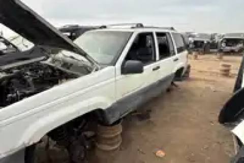 Photo of 1996 Jeep Grand Cherokee