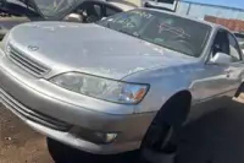 Photo of 2000 Lexus Lexus Es300