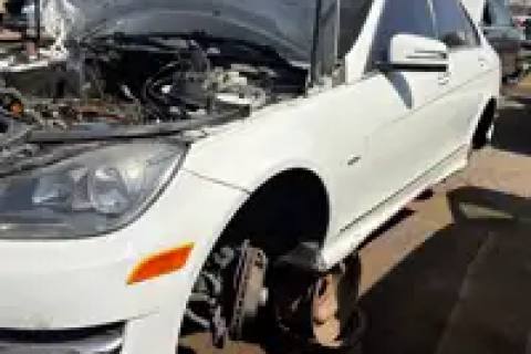 Photo of 2012 Mercedes-Benz Mercedes C-Class