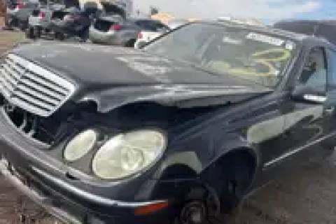 Photo of 2005 Mercedes-Benz Mercedes E-Class