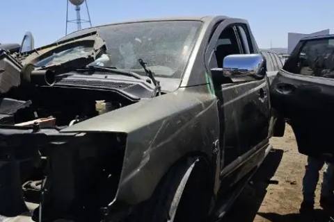 Photo of 2004 Nissan Titan