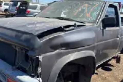 Photo of 1996 Nissan Nissan Pickup