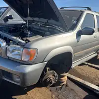 Photo of 1999 Nissan Pathfinder