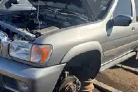 Photo of 1999 Nissan Pathfinder