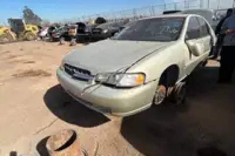 Photo of 1998 Nissan Altima