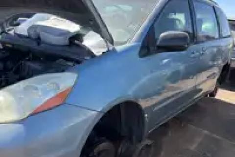Photo of 2007 Toyota Sienna