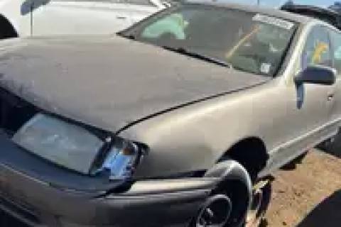 Photo of 1998 Toyota Avalon