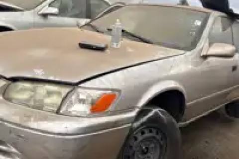 Photo of 2001 Toyota Camry