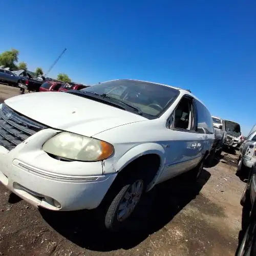 Photo of 2005 Chrysler Town & Country