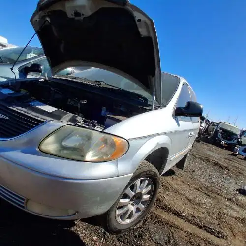 Photo of 2003 Chrysler Town & Country