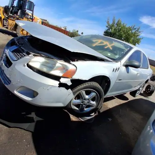 Photo of 2005 Dodge Stratus