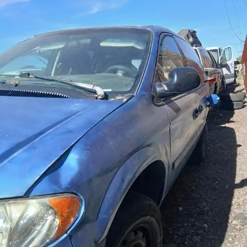 Photo of 2005 Dodge Caravan