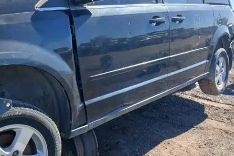 Photo of 2011 Dodge Caravan