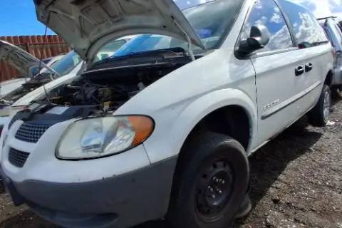 Photo of 2001 Dodge Caravan