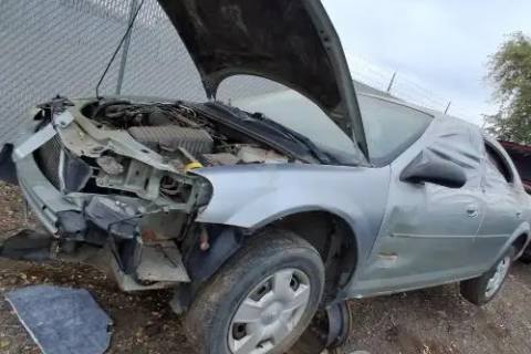 Photo of 2006 Dodge Stratus
