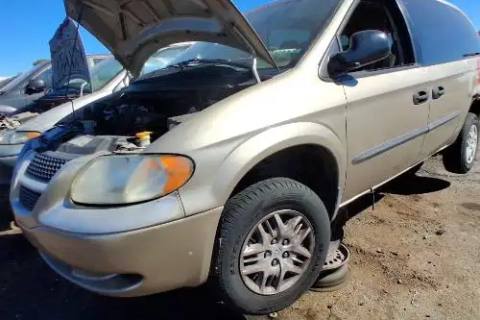 Photo of 2004 Dodge Caravan
