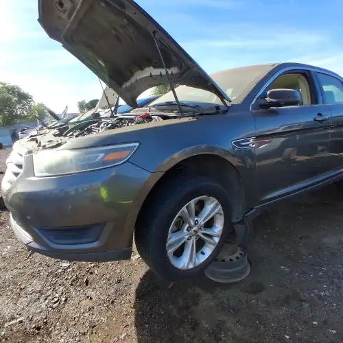 Photo of 2016 Ford Taurus