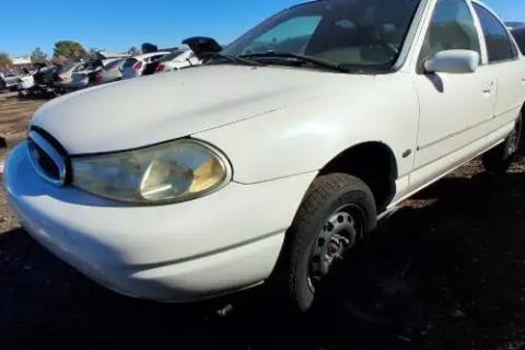 Photo of 1999 Ford Contour