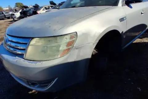 Photo of 2008 Ford Taurus