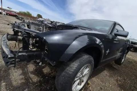 Photo of 2006 Ford Mustang