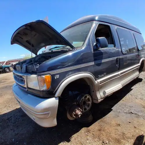 Photo of 2000 Ford Ford E150 Van
