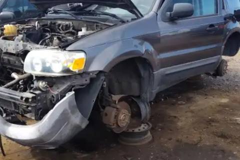 Photo of 2006 Ford Escape