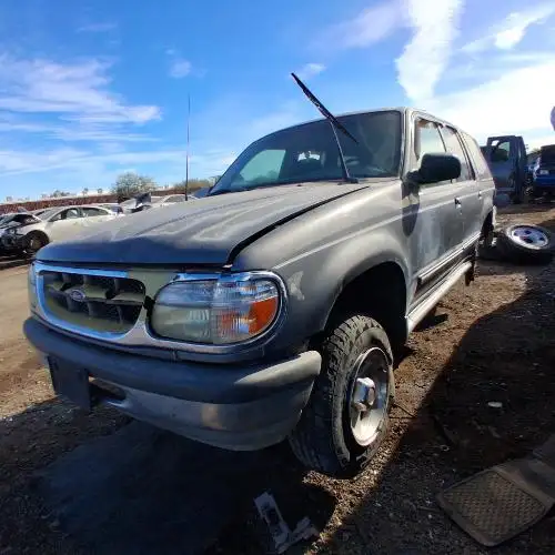 Photo of 1998 Ford Explorer