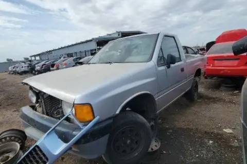 Photo of 1991 Isuzu Isuzu Pup (Pickup)