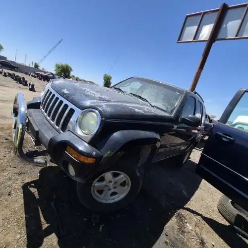 Photo of 2004 Jeep Liberty