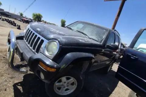 Photo of 2004 Jeep Liberty