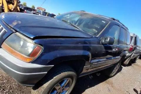 Photo of 2004 Jeep Grand Cherokee