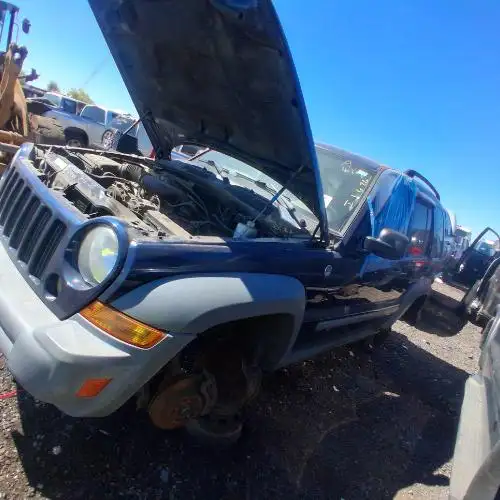 Photo of 2005 Jeep Liberty