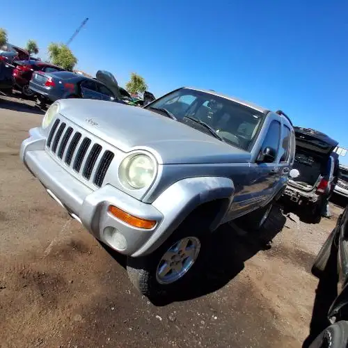 Photo of 2004 Jeep Liberty
