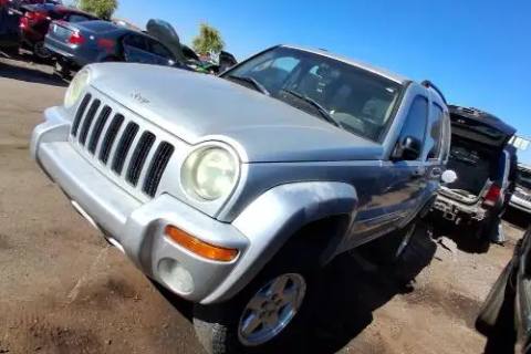 Photo of 2004 Jeep Liberty