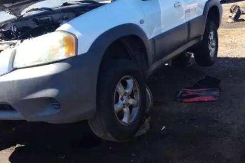 Photo of 2005 Mazda Mazda Tribute