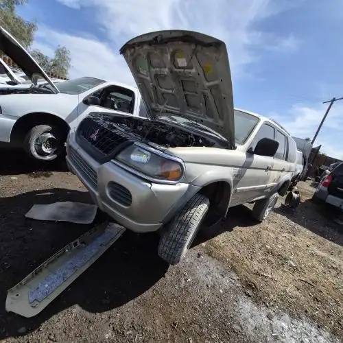 Photo of 2002 Mitsubishi Montero Sport