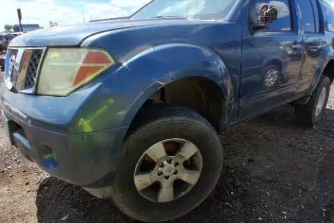 Photo of 2005 Nissan Pathfinder