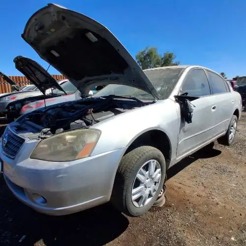 Photo of 2005 Nissan Altima